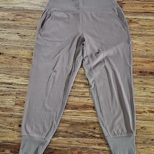 Athleta High Rise Salutation Mauve Joggers